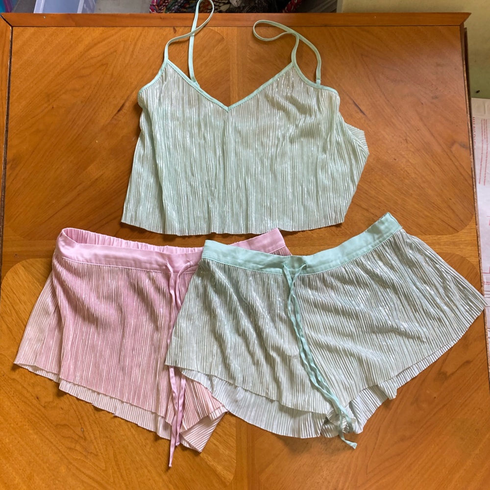 VICTORIA’S SECRET PAJAMA SET BUNDLE